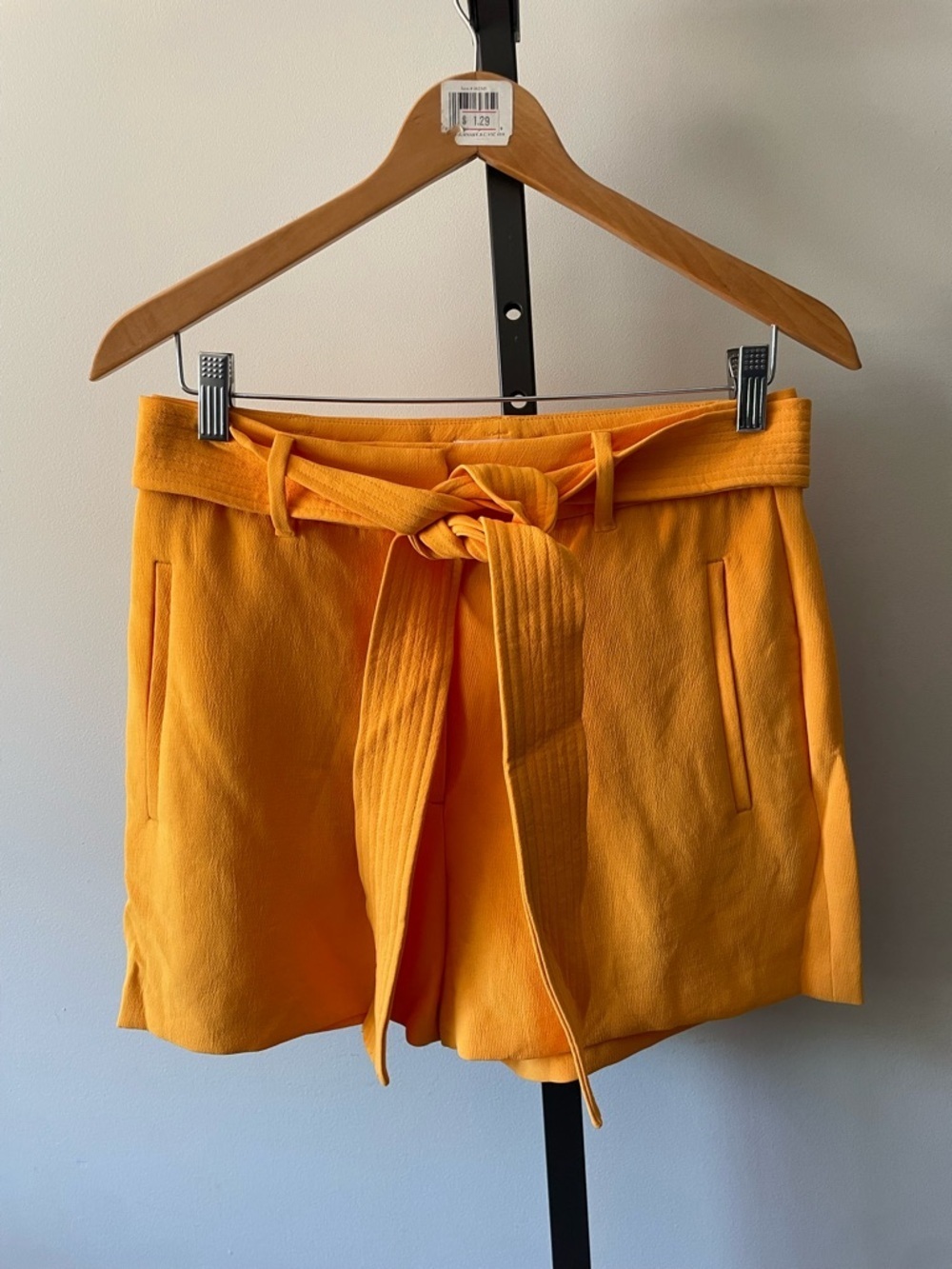 NEW Wilfred Tie Front Trouser Style Shorts Belted Size 10